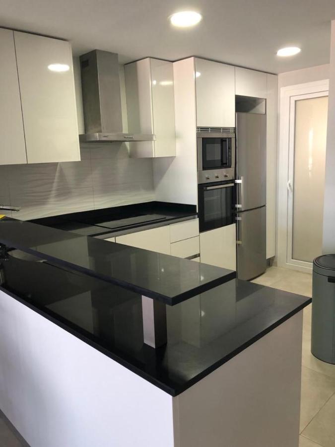 آريناليس ديل سول Luxury Beach Front Apartment المظهر الخارجي الصورة